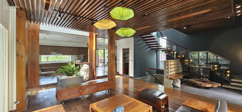 Chính chủ nhờ bán căn biệt thự đơn lập hoa lan  vinhomes riverside long biên 383m2 giá 210 tỷ