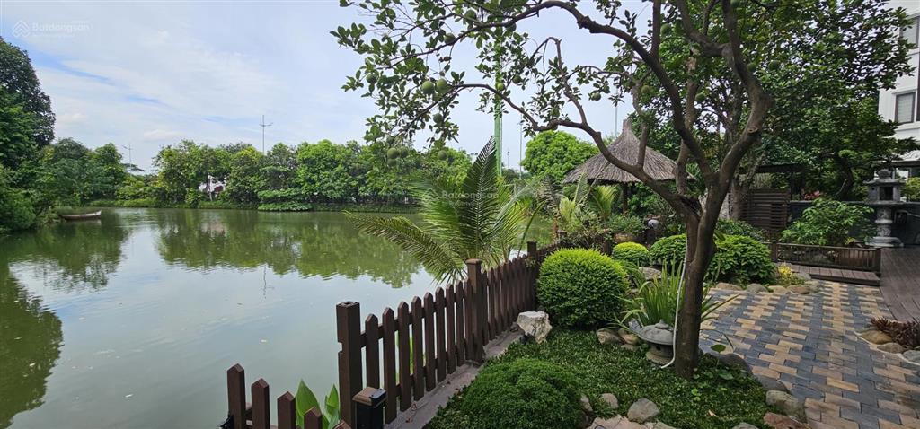 Chính chủ nhờ bán căn biệt thự đơn lập hoa lan  vinhomes riverside long biên 383m2 giá 210 tỷ