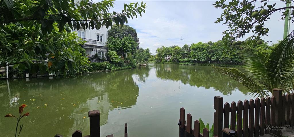 Chính chủ nhờ bán căn biệt thự đơn lập hoa lan  vinhomes riverside long biên 383m2 giá 210 tỷ