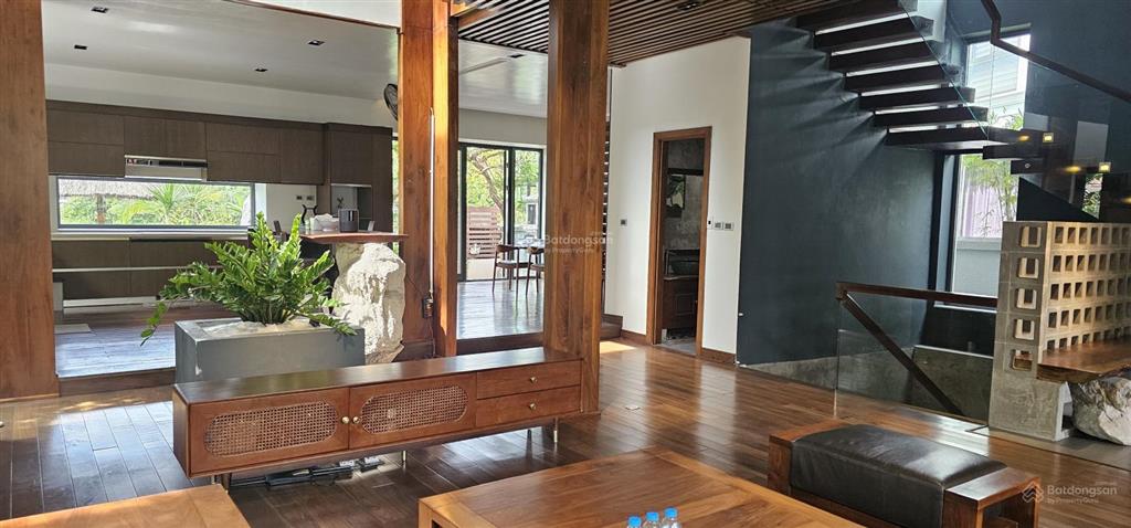Chính chủ nhờ bán căn biệt thự đơn lập hoa lan  vinhomes riverside long biên 383m2 giá 210 tỷ