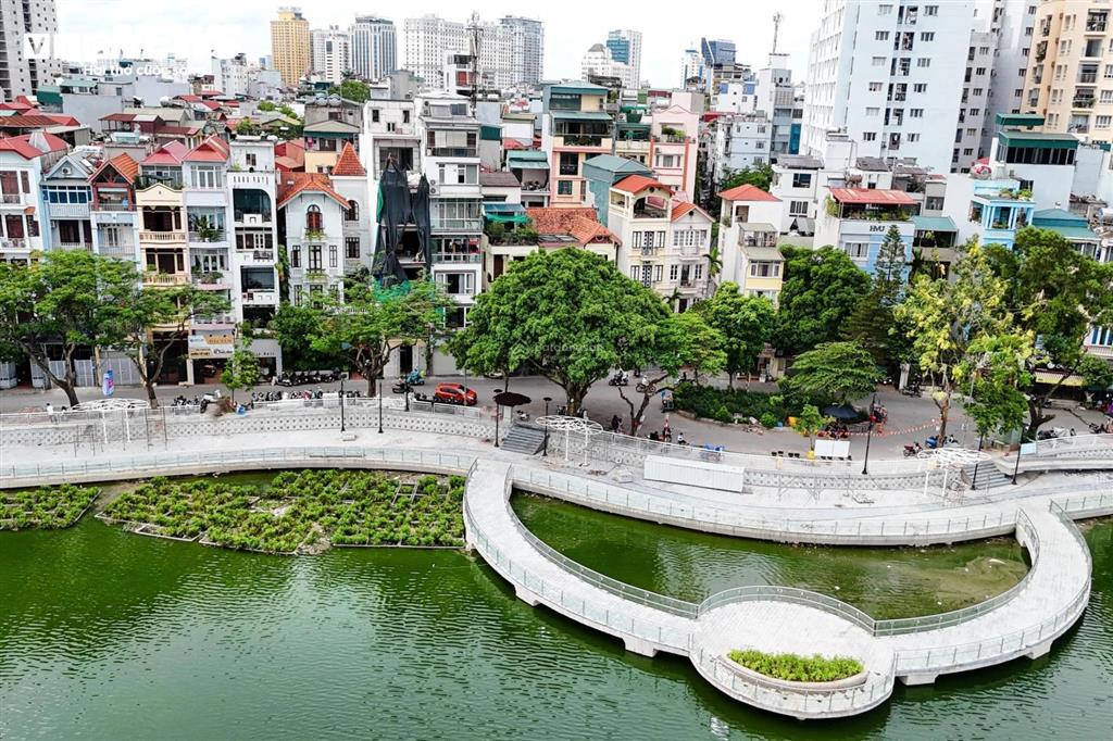 Chính chủ bán nhà phố hoàng cầu  hào nam 45m2 +5 tầng thang máy mt 3,5m thoáng sáng giá 10,5 tỷ