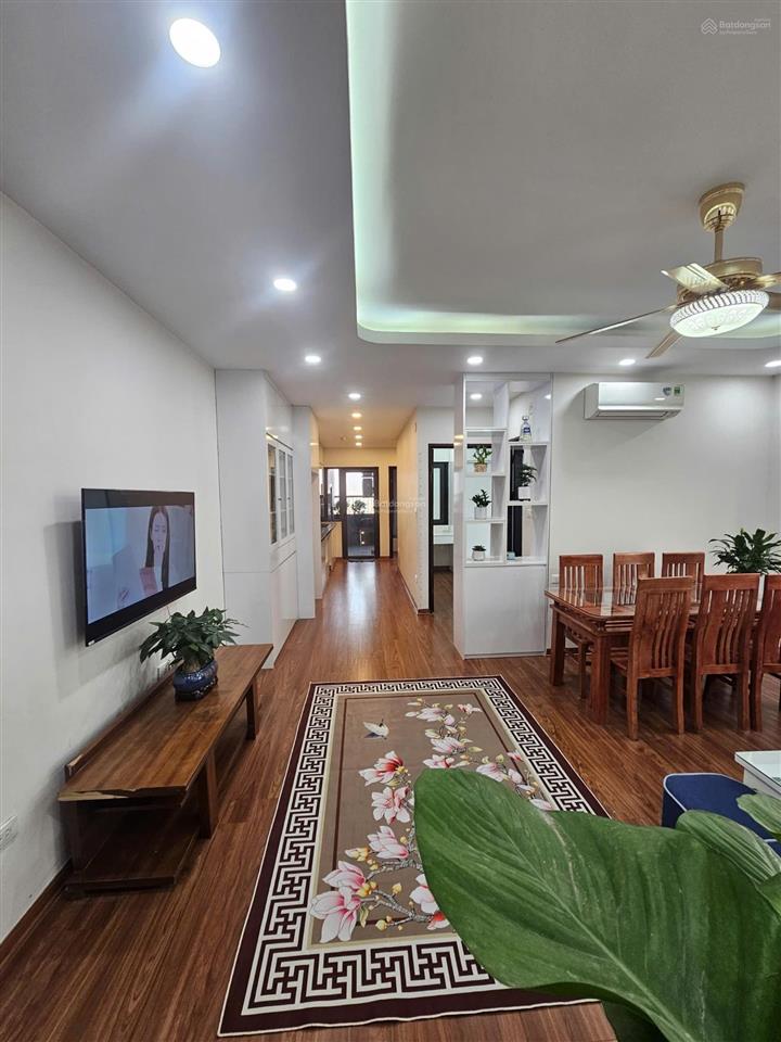 Tôi bán gấp chung cư minh khai hai bà trưng tòa ct11 60m2 tầng 4 giá 5,75 tỷ