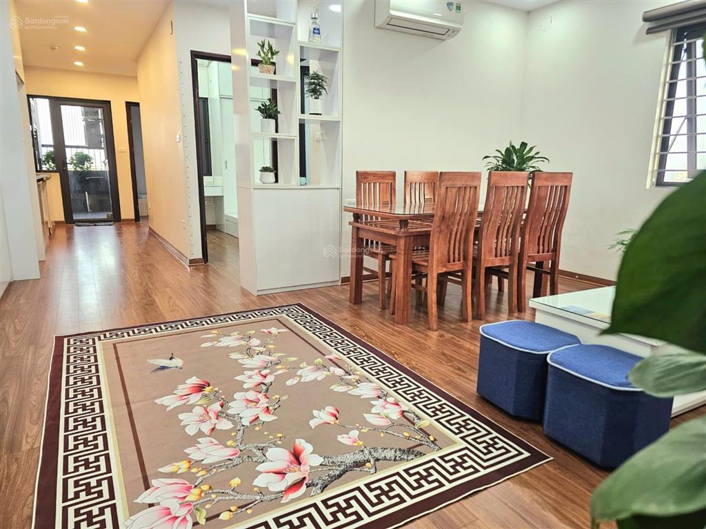Tôi bán gấp chung cư minh khai hai bà trưng tòa ct11 60m2 tầng 4 giá 5,75 tỷ