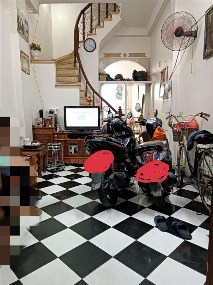 Chính chủ tôi bán nhà vũ thạnh  ngay hào nam 19m² 2 pn 3 wc ngõ nông gần phố 10m ra ô tô