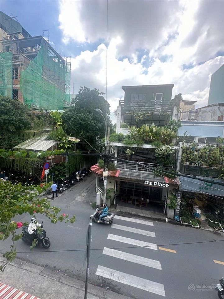 Cho thuê nhà nc 2mt 284f nguyễn trọng tuyển p10 pn dt 4,3x20 trệt 3 lầu st 5pn 6wc giá 47tr/th