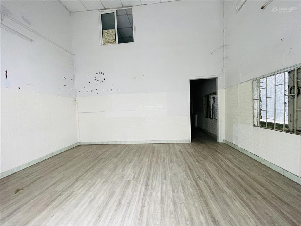 Bán nhà sát mặt tiền  tiện xây chdv  nguyễn văn nghi p1 gò vấp  73m2  gía 7.7 tỷ