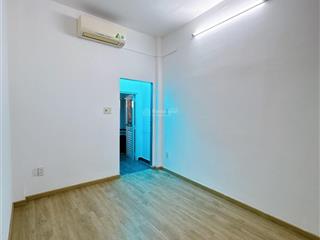 Bán nhà nở hậu 8m mới xây 3 tầng  lê quang định p1 gò vấp  40m2  3pn 3wc  gía 5.4 tỷ