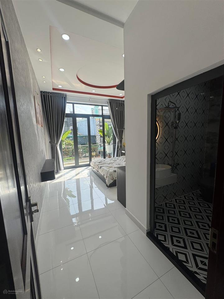 Nhà diện tích lớn gò dầu, tân phú, dt 63m2, shr,giá 3tỷ350