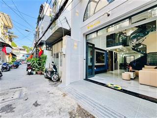 Nhà riêng có sân để xe hxh lê văn lương, quận 7, 68m2, sổ riêng, giá 3 tỷ 780