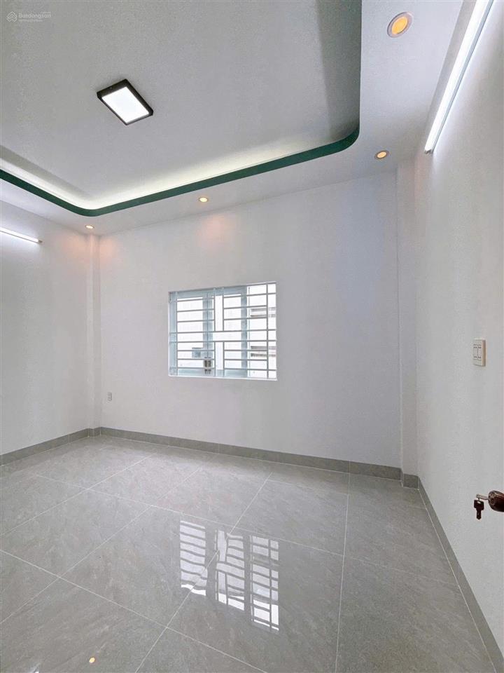 Giá 3 tỷ 770 dành cho khách hàng muốn an cư tuổi xế chiều, hẻm trần não, 68m2