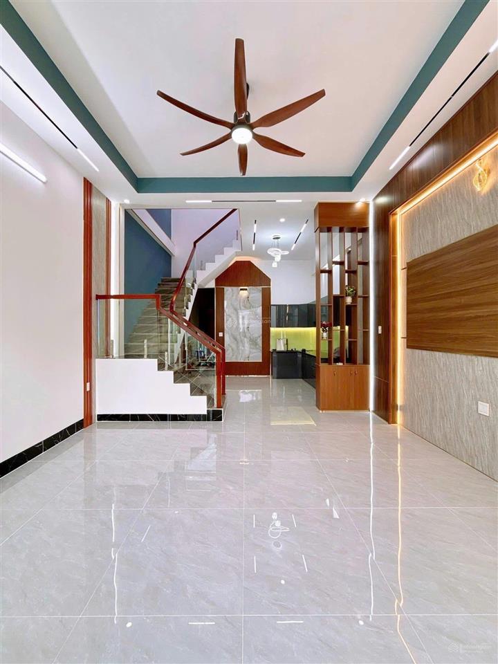 Giá 3 tỷ 770 dành cho khách hàng muốn an cư tuổi xế chiều, hẻm trần não, 68m2