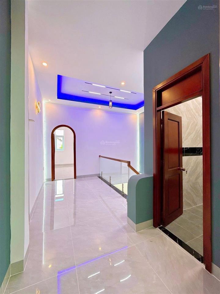 Giá 3 tỷ 770 dành cho khách hàng muốn an cư tuổi xế chiều, hẻm trần não, 68m2