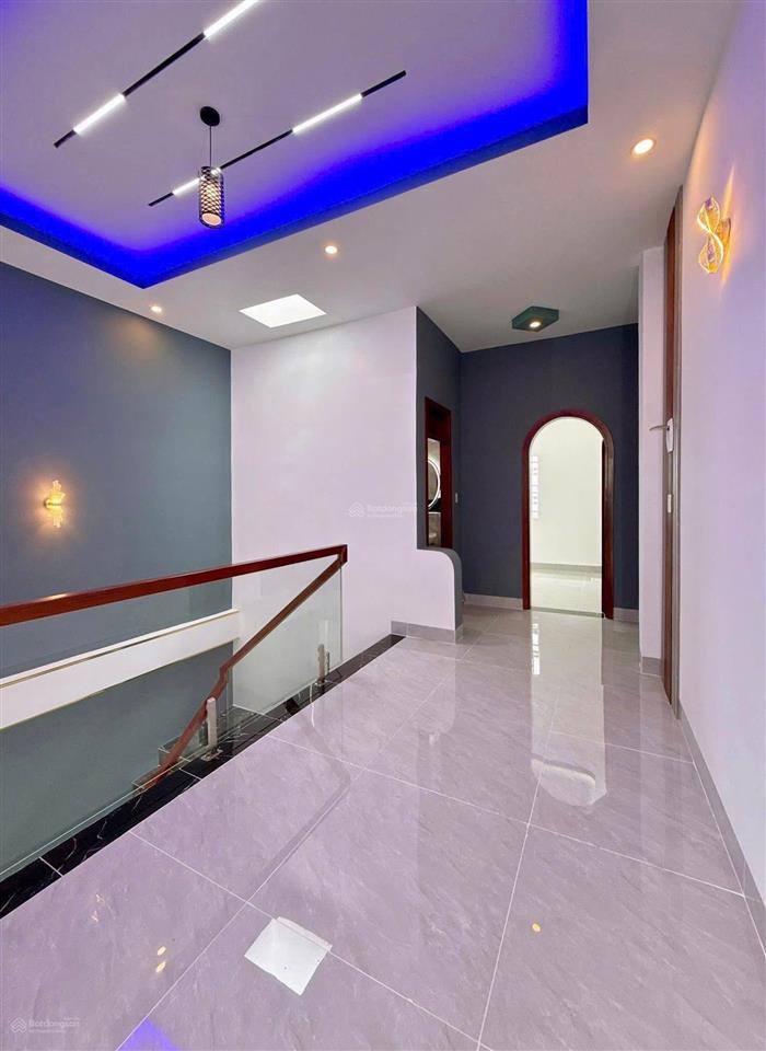 Giá 3 tỷ 770 dành cho khách hàng muốn an cư tuổi xế chiều, hẻm trần não, 68m2