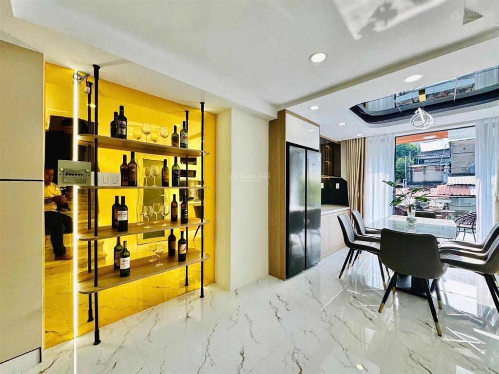 Nhà riêng tôn thất thuyết, quận 4, hàng hiếm 67m2, giá cực tốt 3 tỷ 880