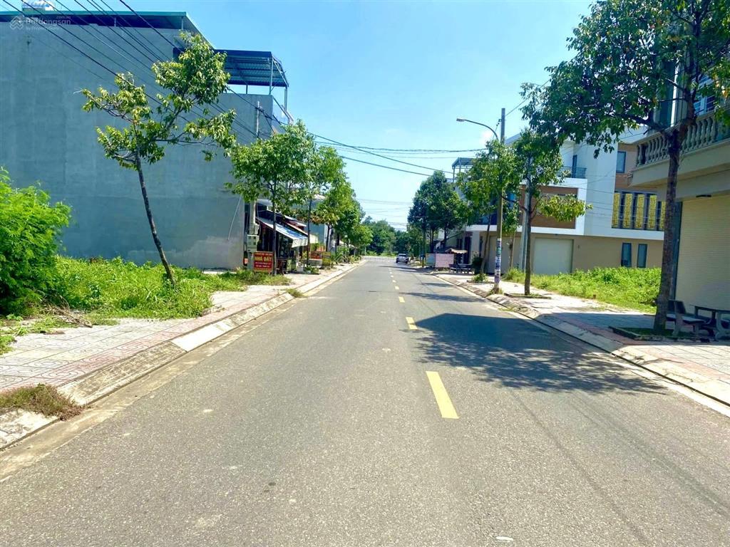 Cần bán gấp lô đất 90m2 đường trần đại nghĩa giá 2 tỷ 3 ngay bệnh viện nhi đồng, gần vành đai 3