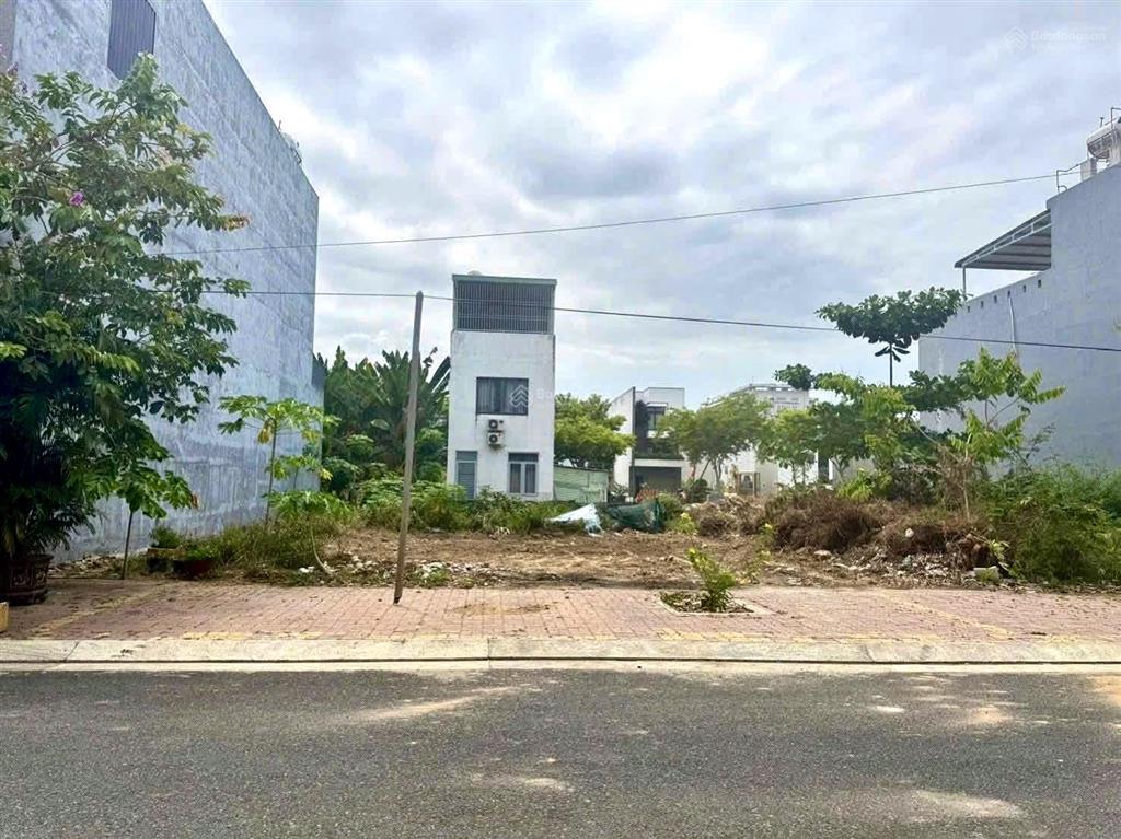 Cần bán gấp lô đất 102m2 đối diện chợ đại phước giá 2 tỷ 7, đường lý thái tổ, cách cầu cát lái 3km