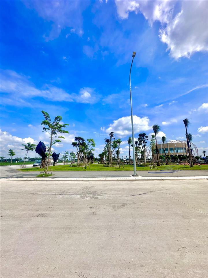 Mở bán đại đô thị dragon eden nằm trên mặt tiền đường 60m, gần vành đai 3, chiết khấu 18%, sổ sẵn