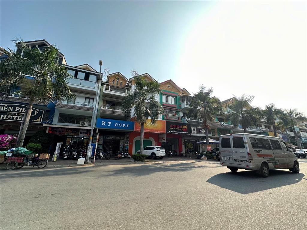 Chính chủ cho thuê nhà phố mặt tiền trần trọng cung quận 7  dt 5x25m 3 lầu