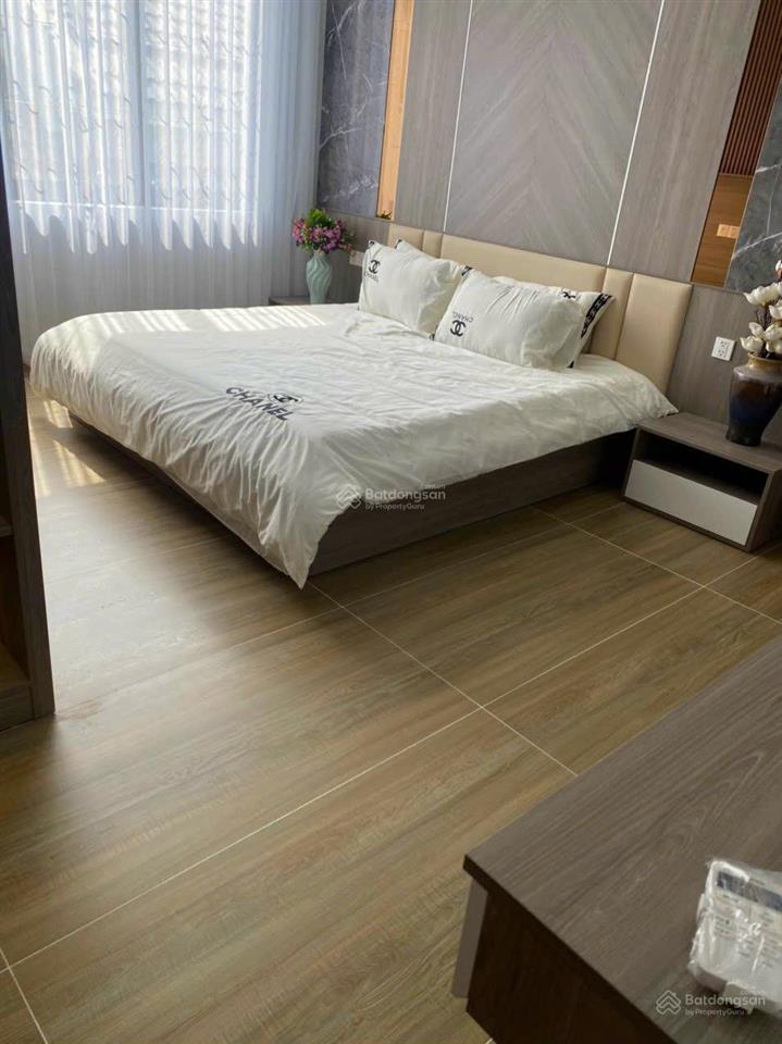 Chính chủ cho thuê nhà phố mặt tiền trần trọng cung quận 7  dt 5x25m 3 lầu