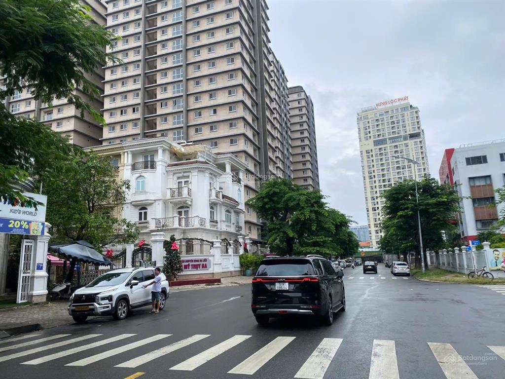 Bán nhà phố mt đường số 1 kdc city land q.7, 120m2, giá 31.5 tỷ,  0901 424 *** a.sơn