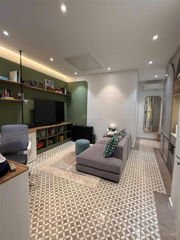 Bán biệt thự nine south nhà bè, trệt + 2 lầu  4pn 4wc, 260m2, giá 21 tỷ,  0901 424 *** mr. sơn