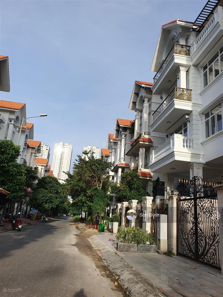 Cho thuê biệt thự kdc him lam diện tích 10x20m 200m2, hầm 4 lầu giá cho thuê 70tr/th,  0901 424 ***