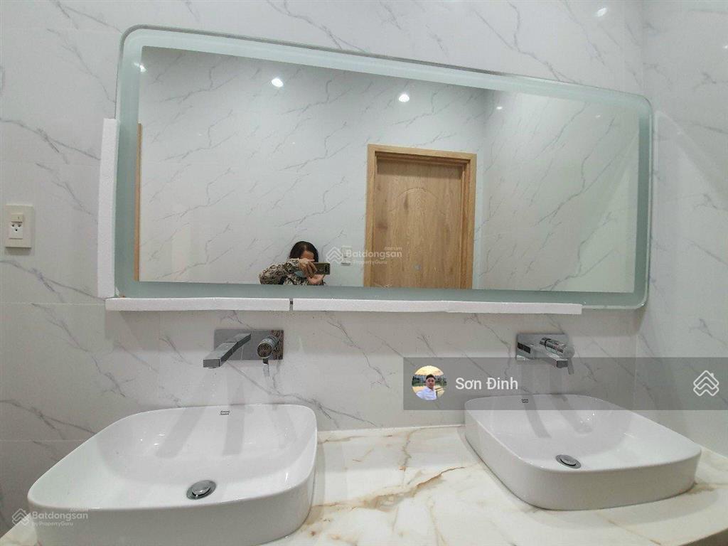 Cho thuê biệt thự kdc him lam diện tích 10x20m 200m2, hầm 4 lầu giá cho thuê 70tr/th,  0901 424 ***