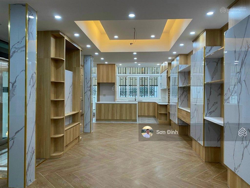 Cho thuê biệt thự kdc him lam diện tích 10x20m 200m2, hầm 4 lầu giá cho thuê 70tr/th,  0901 424 ***