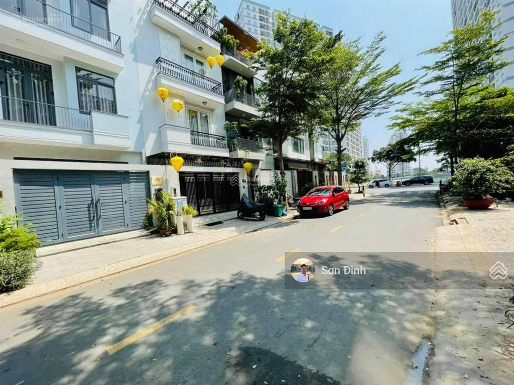 Chính chủ gửi bán gấp căn nhà phố 4 tầng  đầy đủ nội thất. kdc jamona city giá 13,5 tỷ  dt 5x17m
