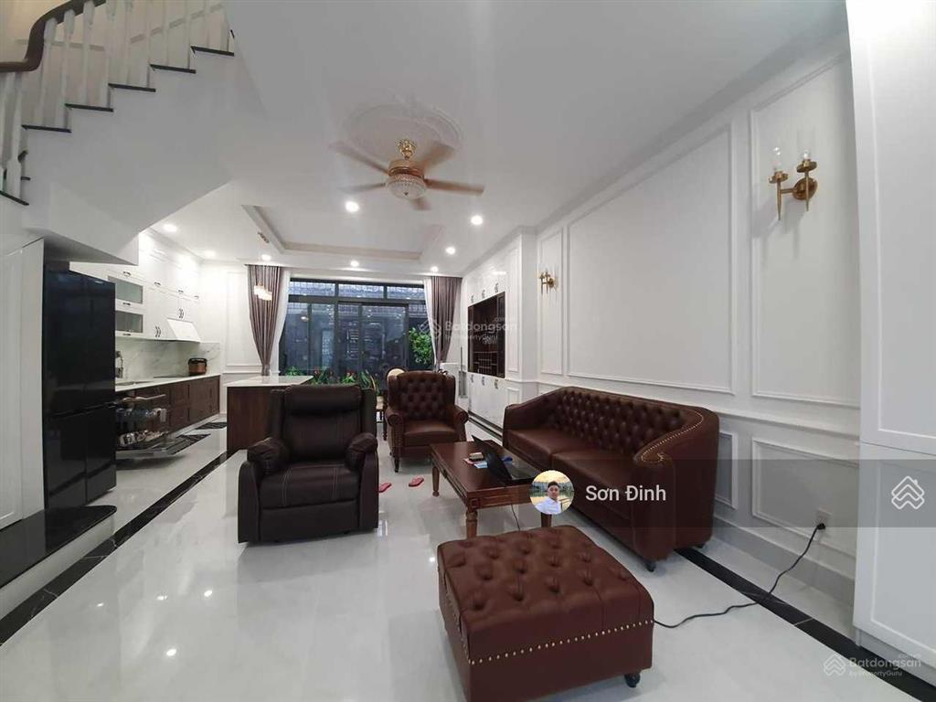 Chính chủ gửi bán gấp căn nhà phố 4 tầng  đầy đủ nội thất. kdc jamona city giá 13,5 tỷ  dt 5x17m