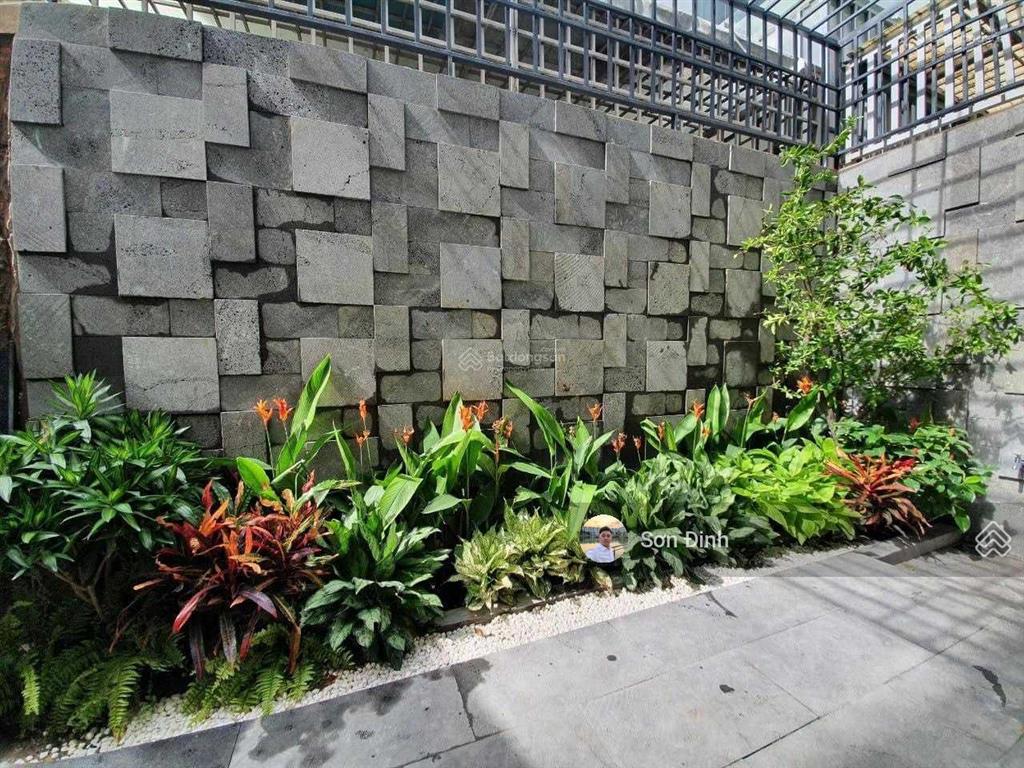 Chính chủ gửi bán gấp căn nhà phố 4 tầng  đầy đủ nội thất. kdc jamona city giá 13,5 tỷ  dt 5x17m