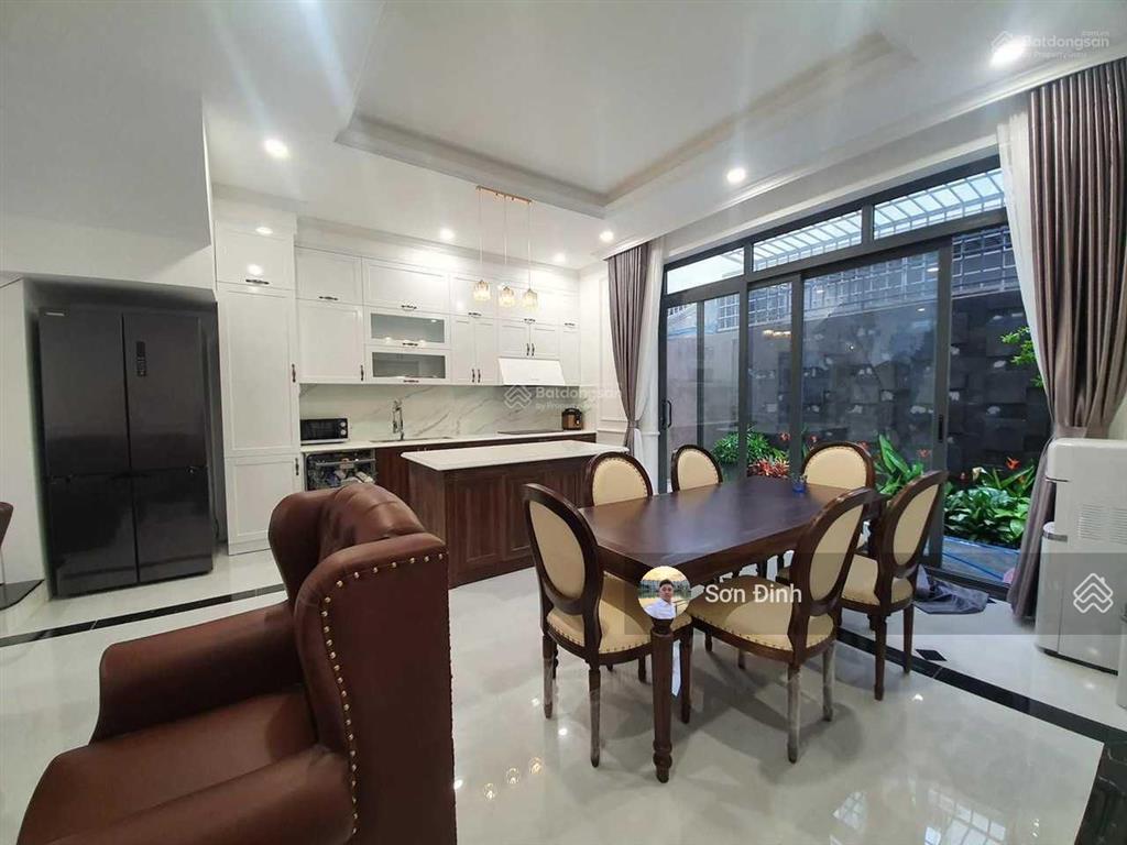 Chính chủ gửi bán gấp căn nhà phố 4 tầng  đầy đủ nội thất. kdc jamona city giá 13,5 tỷ  dt 5x17m