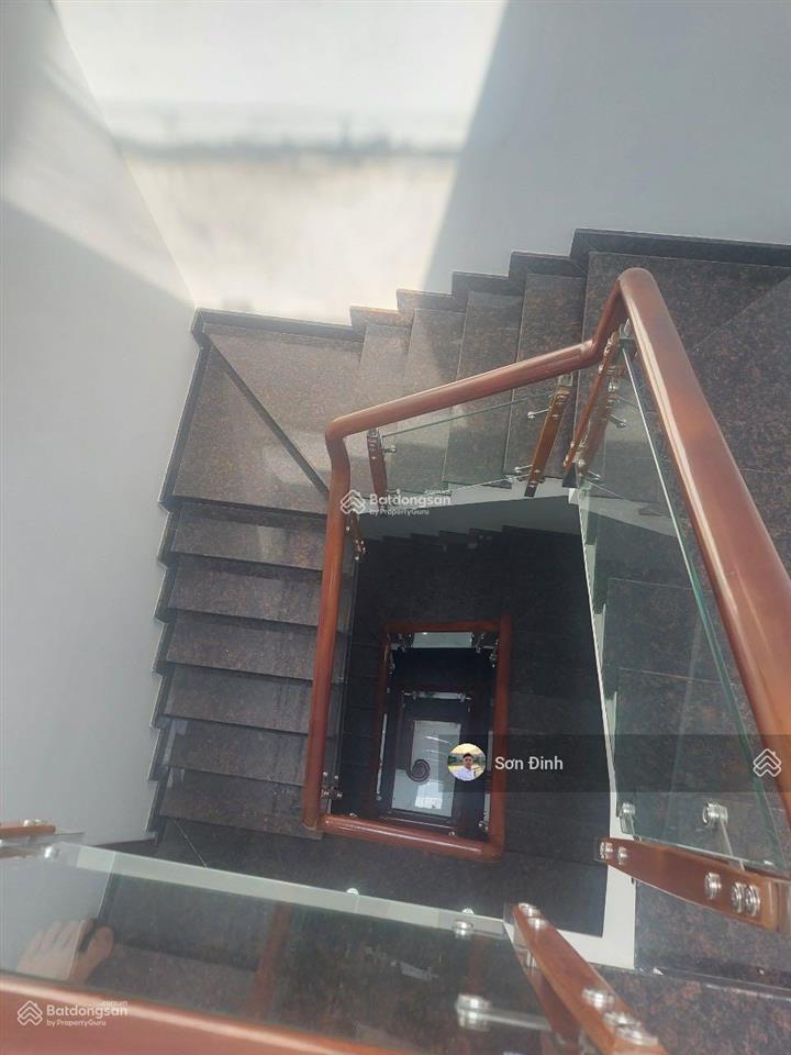 Bán gấp mặt tiền 877 huỳnh tấn phát, phú thuận 6,6x33m 206m2 trệt 2 lầu giá 30 tỷ,  0901 424 ***