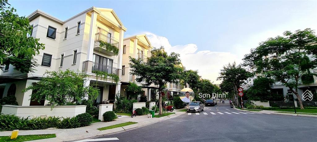 Bán biệt thự nine south giá tốt khu vực dt 7x20m 10x20m giá 16 tỷ/căn giá thật.  0901 424 ***