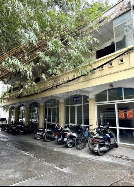 Cho thuê văn phòng tại ngọc khánh, 10 triệu, 56m2, đẹp, thoáng, để xe ô tô gần đài truyền hình vn