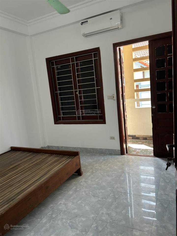 Cho thuê phòng trọ 2,5 triệu/phòng, tại ngọc hồi gần trường thpt việt nam ba lan, bến xe nước ngầm