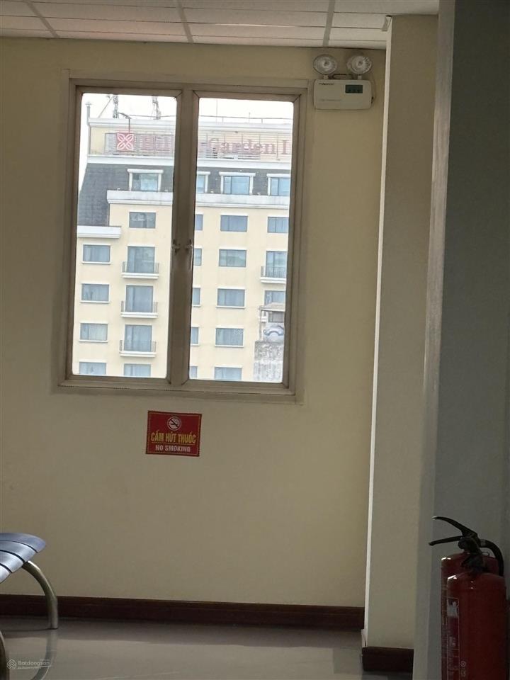 Cho thuê văn phòng giá rẻ 9 triệu, 58m2 phố ngọc khánh, có chỗ để xe ô tô gần đài truyền hình vn