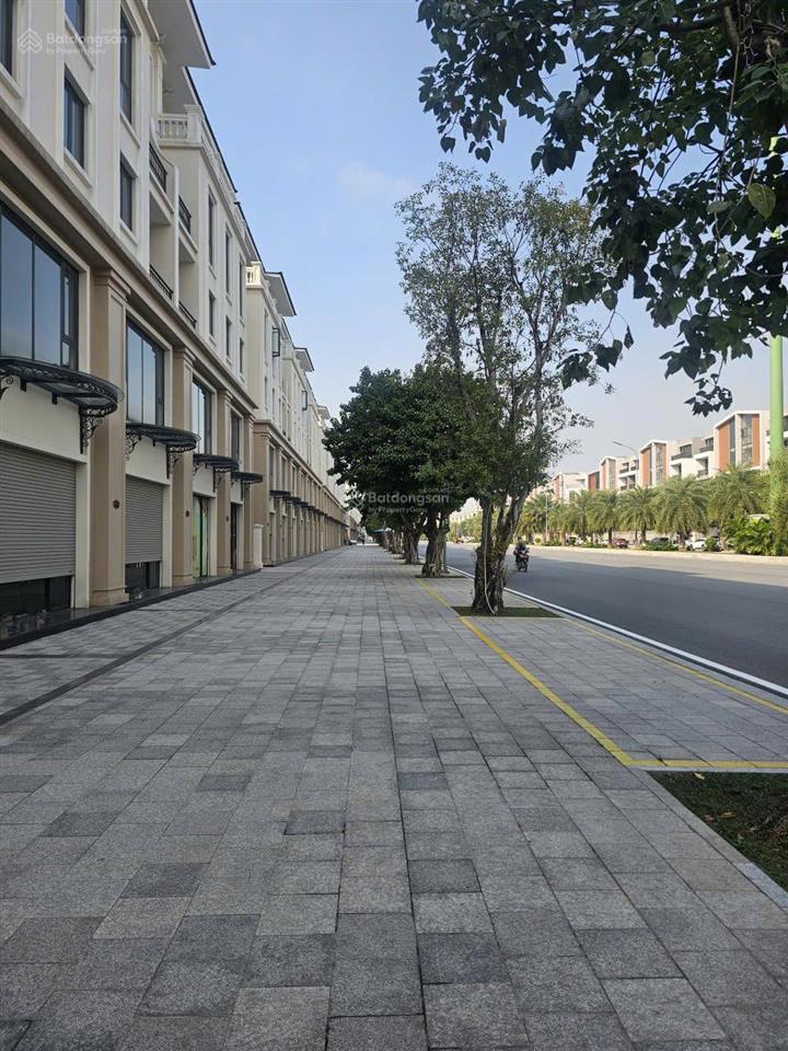 Shophouse 2 mặt tiền  đại lộ bốn mùa  vinhomes ocean park 3  chỉ 172tr/m2