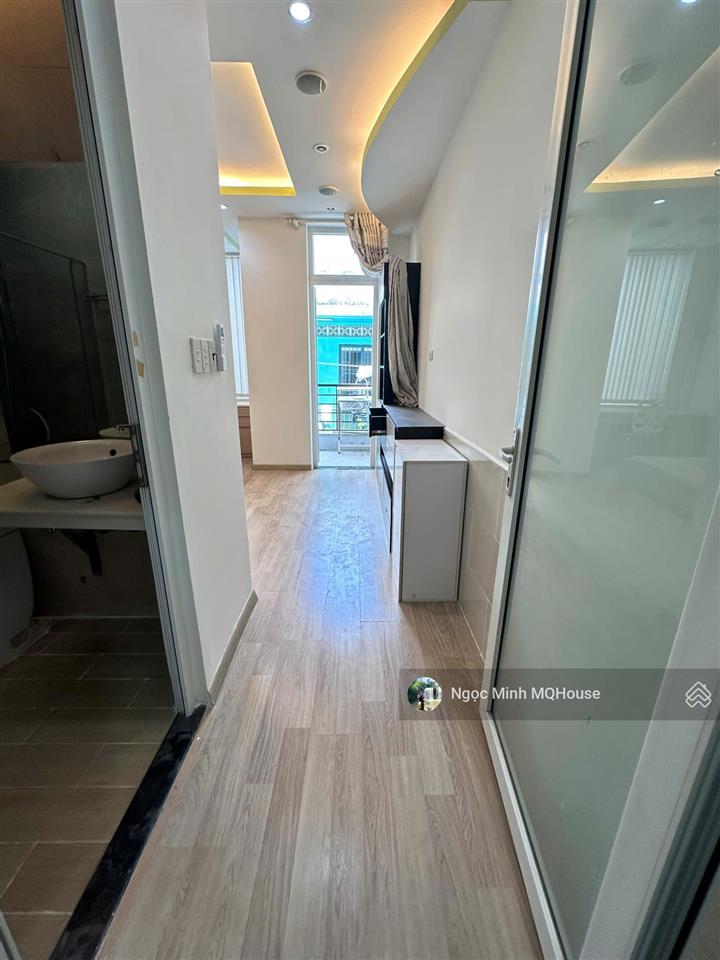 Khai trương căn hộ studio mới 100%. thang máy hầm xe, ngay tt bt. kế bên chợ cây quéo, sát pvd