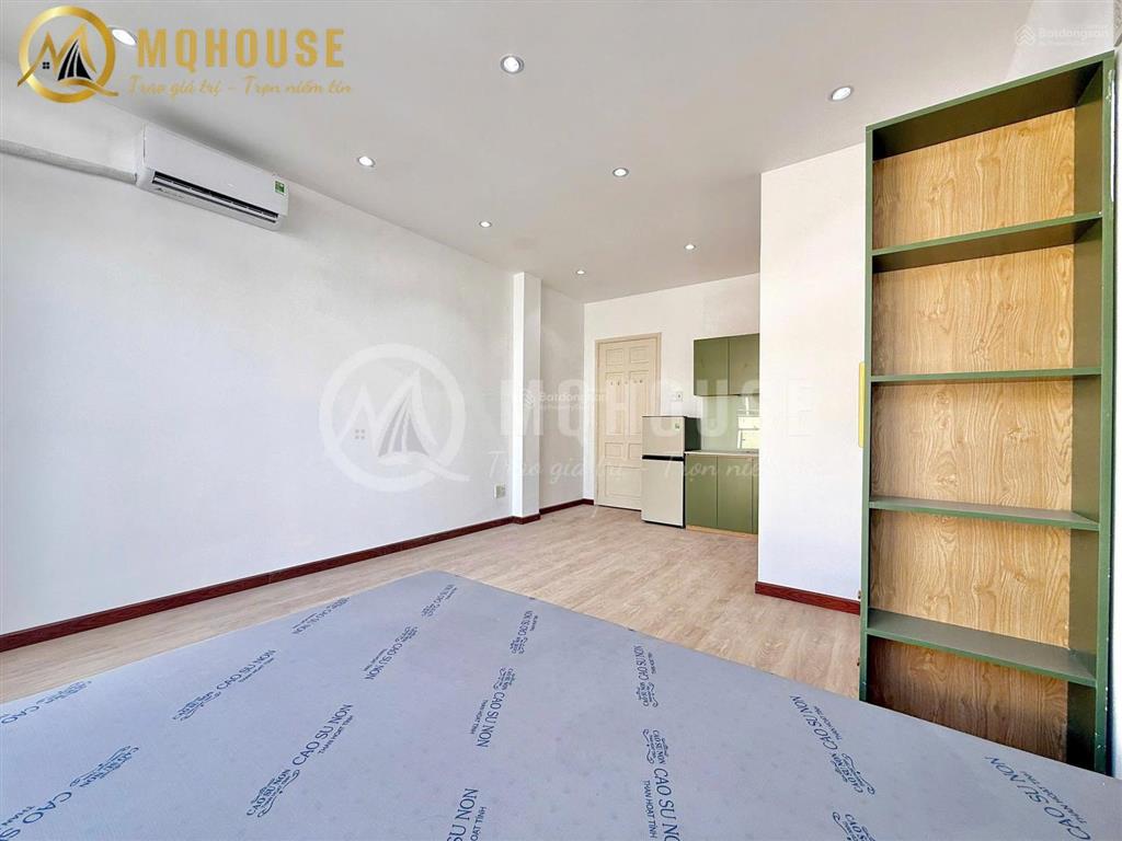 Cho thuê studio ban công 35m2 mới tinh ngay lê văn sỹ. trống sẵn có thể ở đc liền , chỉ 7tr