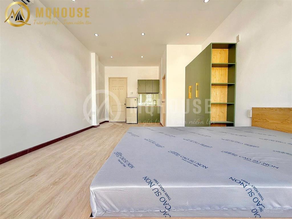 Cho thuê studio ban công 35m2 mới tinh ngay lê văn sỹ. trống sẵn có thể ở đc liền , chỉ 7tr