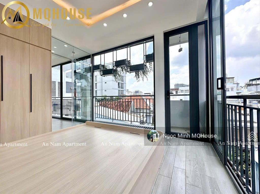 Studio 1pn  tách bếp ban công rộng 45m2 siêu mới. nhà có thang máy hầm xe, ở liền được. chỉ 8tr5