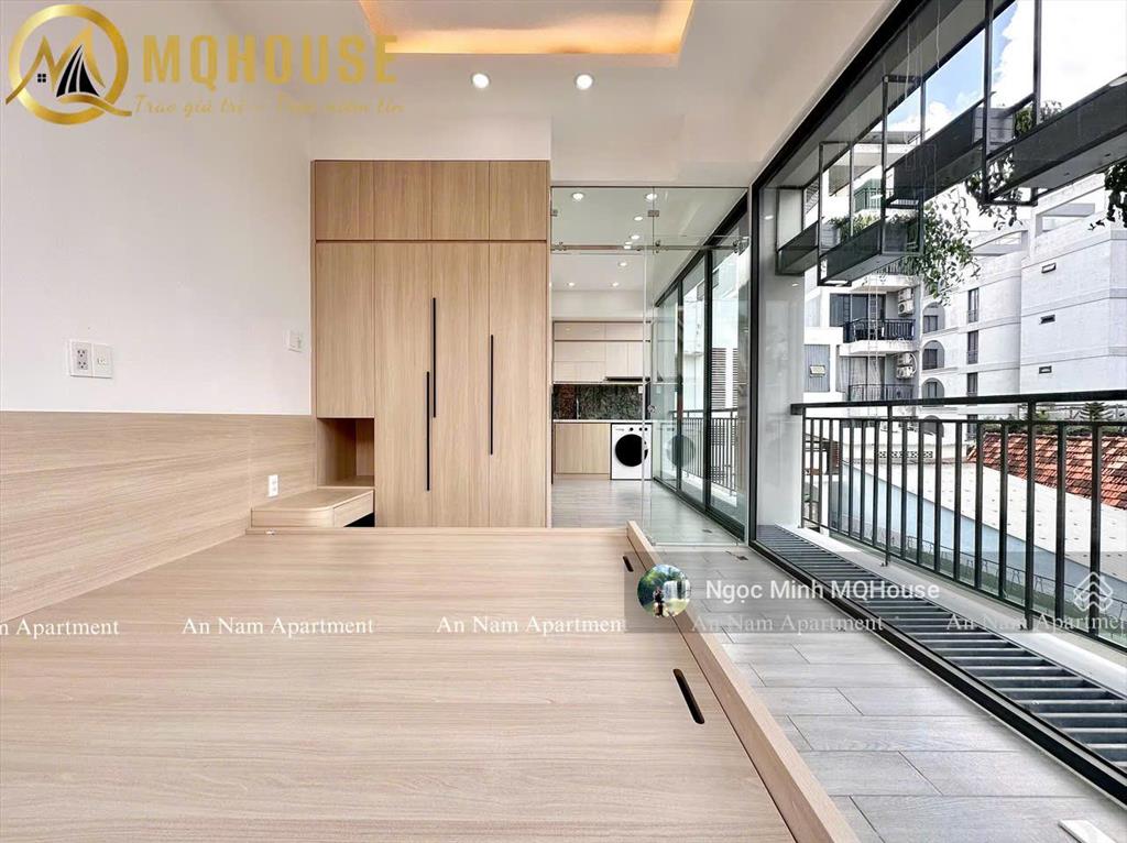 Studio 1pn  tách bếp ban công rộng 45m2 siêu mới. nhà có thang máy hầm xe, ở liền được. chỉ 8tr5