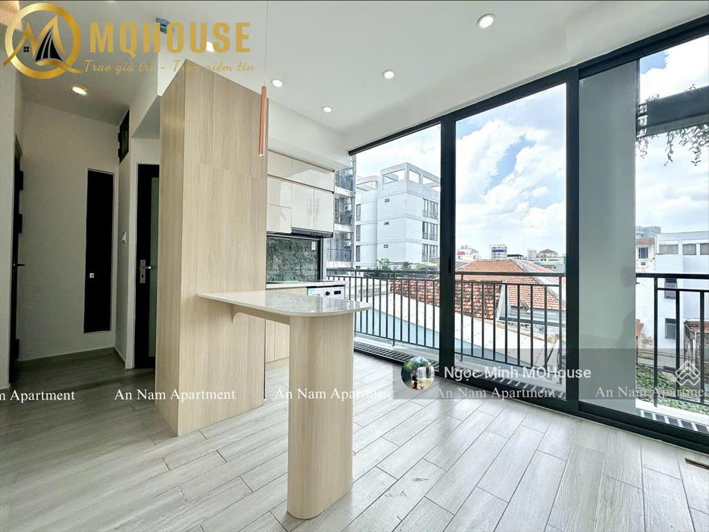 Studio 1pn  tách bếp ban công rộng 45m2 siêu mới. nhà có thang máy hầm xe, ở liền được. chỉ 8tr5