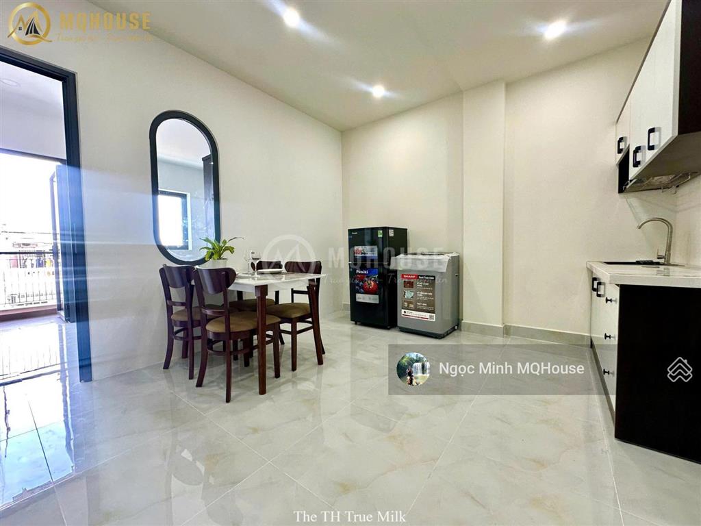 Khai trương nhà mới xây 100%, căn hộ 1pn tách bếp. nội thất đầy đủ, mg riêng. có bãi oto ngay nhà