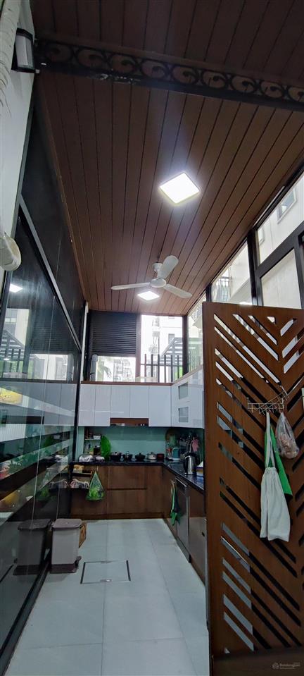 Bán biệt thự c14 phúc đồng, long biên, vỉa hè, kinh doanh 145m2, 6 tầng, 72 tỷ thương lượng