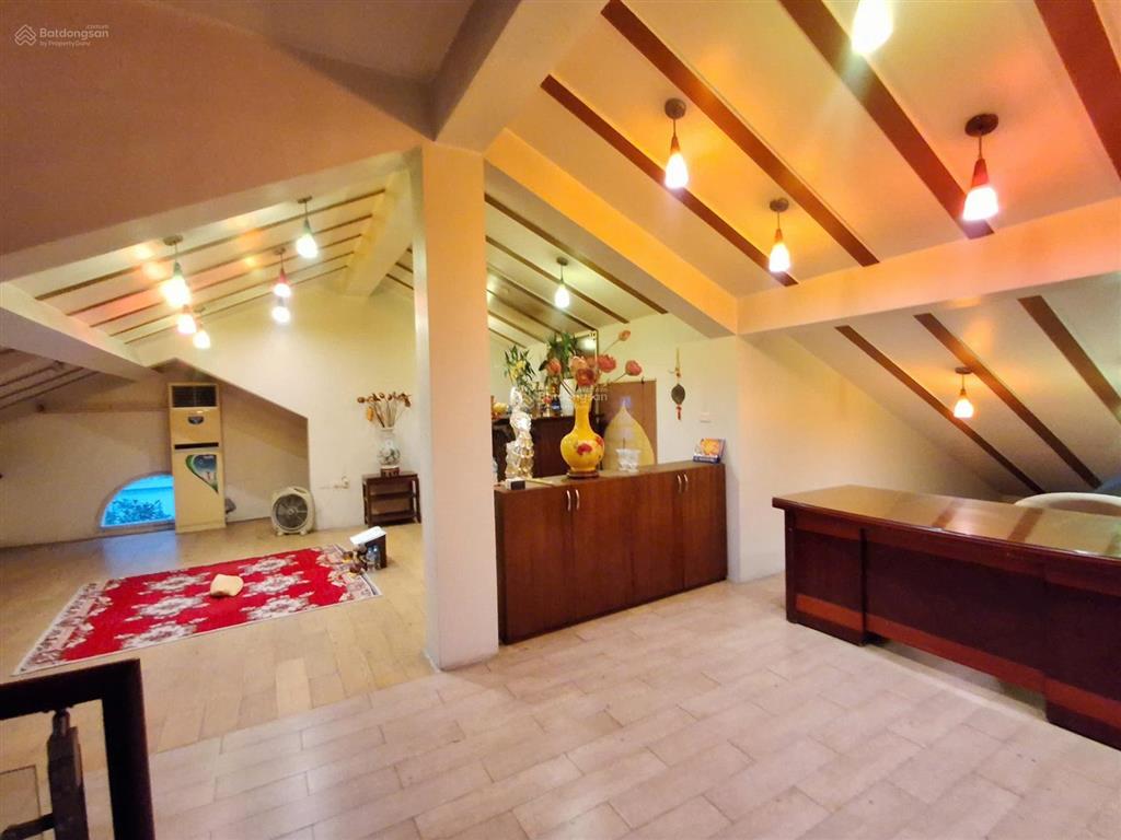 Bán biệt thự sài đồng long biên, vỉa hè ô tô tránh kinh doanh 180m2, 4 tầng, mt12m, 49.9 tỷ
