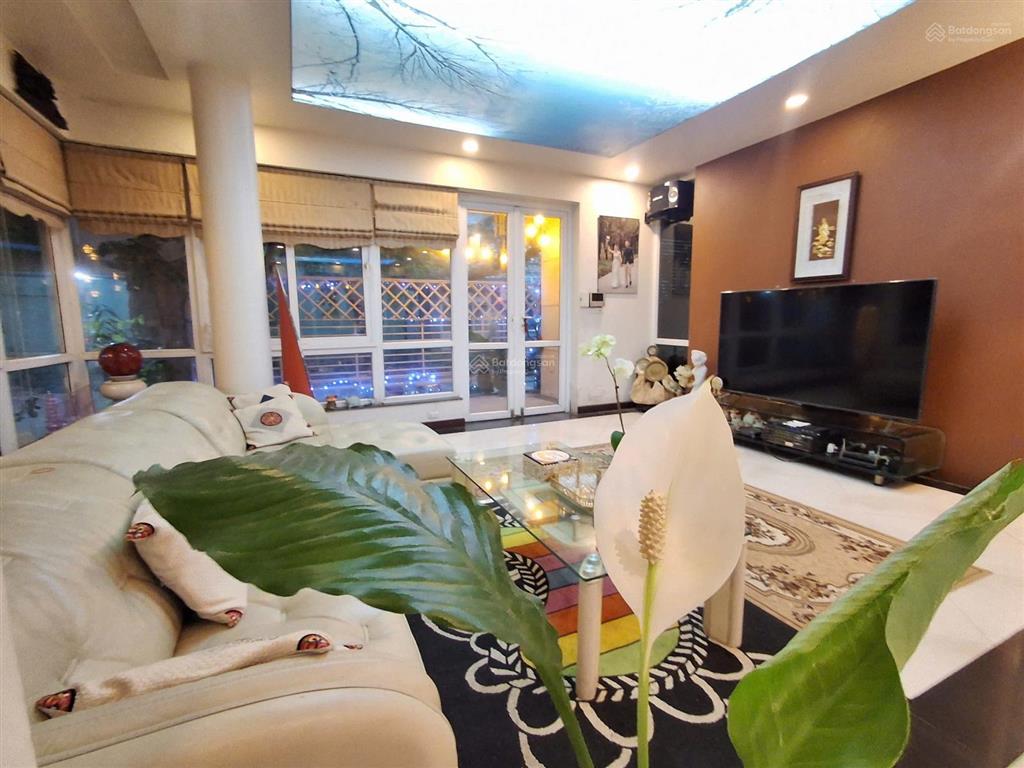 Bán biệt thự sài đồng long biên, vỉa hè ô tô tránh kinh doanh 180m2, 4 tầng, mt12m, 49.9 tỷ
