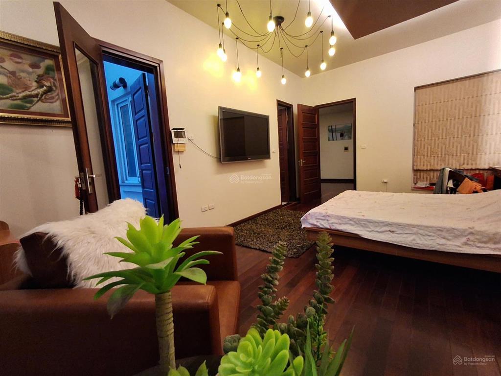 Bán biệt thự sài đồng long biên, vỉa hè ô tô tránh kinh doanh 180m2, 4 tầng, mt12m, 49.9 tỷ