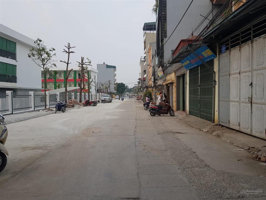 Bán đất phố trạm, long biên, phân lô, ô tô tránh, kinh doanh, 85m2, 16.9 tỷ